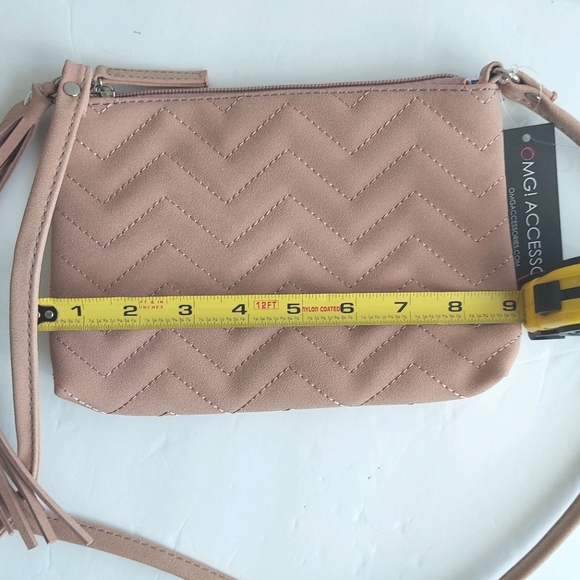 OMG!Accessories Cross-body Purse NWT - Picture 8 of 9